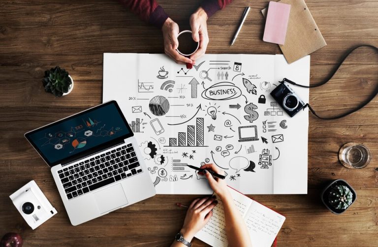 Manfaat Menggunakan Layanan SMM Panel Indonesia